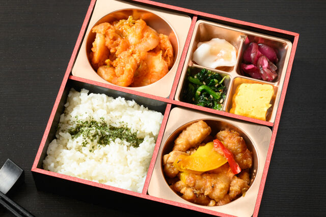 中華劉邦-エビチリと青椒肉絲弁当