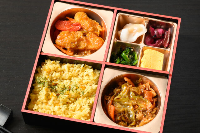 中華劉邦-酢豚と回鍋肉の炒飯弁当