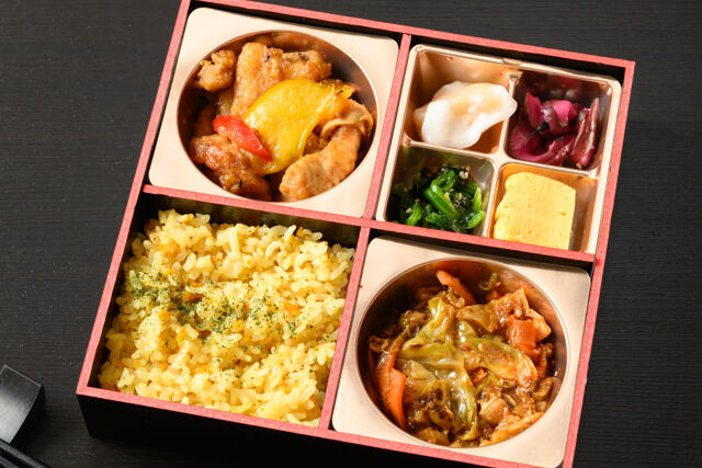 中華劉邦-青椒肉絲と回鍋肉の炒飯弁当