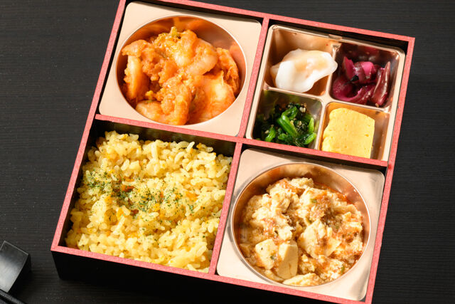 中華劉邦-麻婆豆腐とエビチリの炒飯弁当