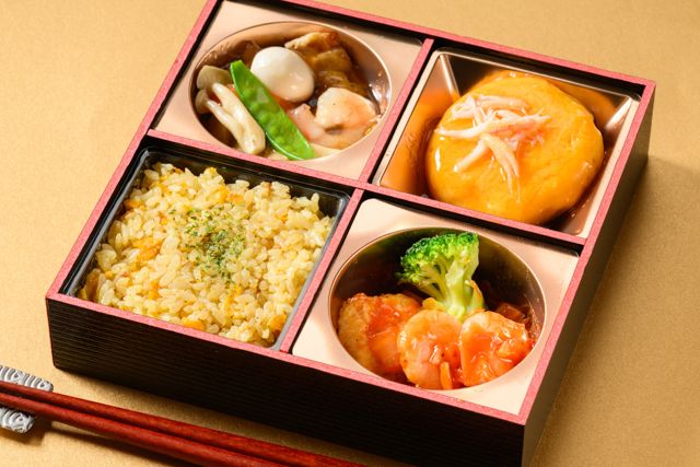 中華劉邦-エビチリと八宝菜の炒飯弁当