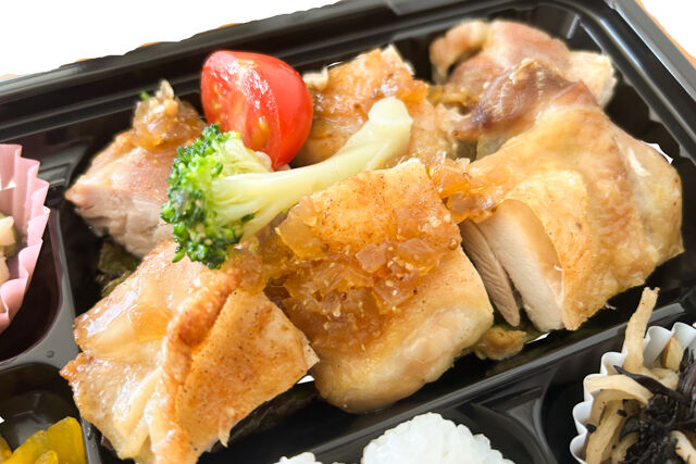 ビストロデリス-皮目パリッとローストチキン弁当