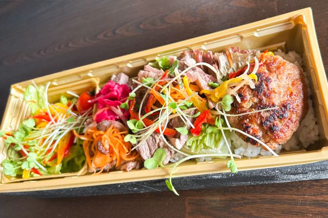 ビストロデリス-ビストロデリスの旨菜リブアイステーキ・牛肉100％ハンバーグ抱き合わせ重