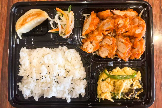 豆の家-油淋鶏とニラ玉子弁当