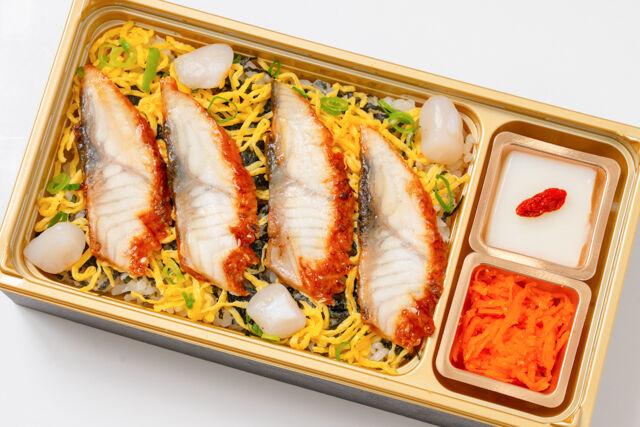 竈炊き 鰻治郎（埼玉店）-うなぎちらし