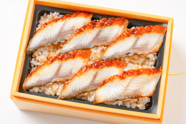 竈炊き 鰻治郎（埼玉店）-【温まる】Hot！うな重（寿）