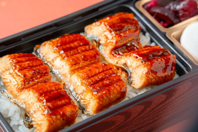 竈炊き 鰻治郎（埼玉店）-うなぎ重【吟】