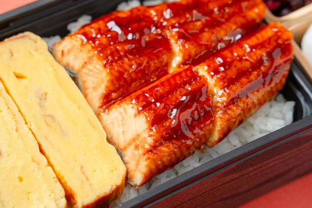竈炊き 鰻治郎（埼玉店）-うな玉重【雅】