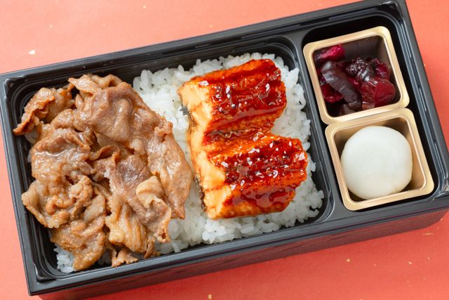竈炊き 鰻治郎（埼玉店）-うなぎと豚すき重【吟】