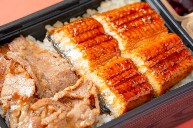 竈炊き 鰻治郎（埼玉店）-うなぎと牛カルビ焼重【吟】