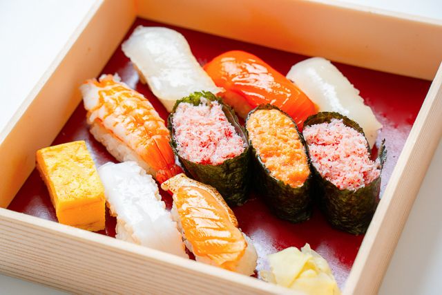 伝統江戸前赤酢寿司 築地魚蔵（千葉店）-魚蔵冬限定握り
