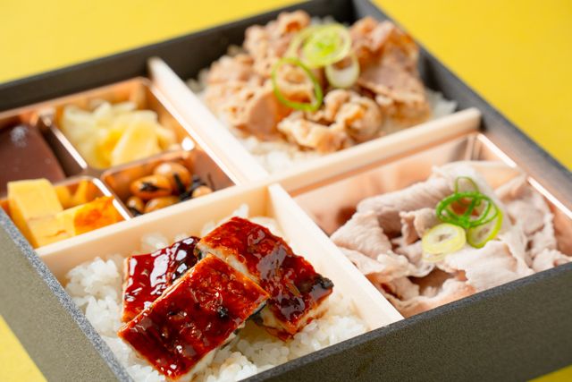 スタミナ満点問屋 うな蔵（埼玉店）-鰻・牛すき・豚しゃぶのトリプルメイン弁当