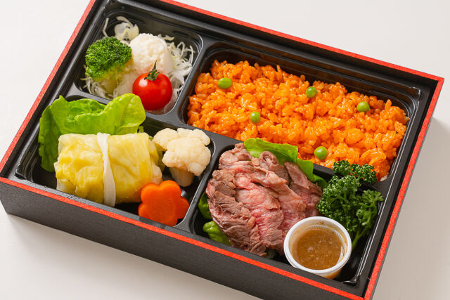 Rotisserie 多喜千（埼玉店）-特選ビフテキとロールキャベツ with 特製ケチャップライス