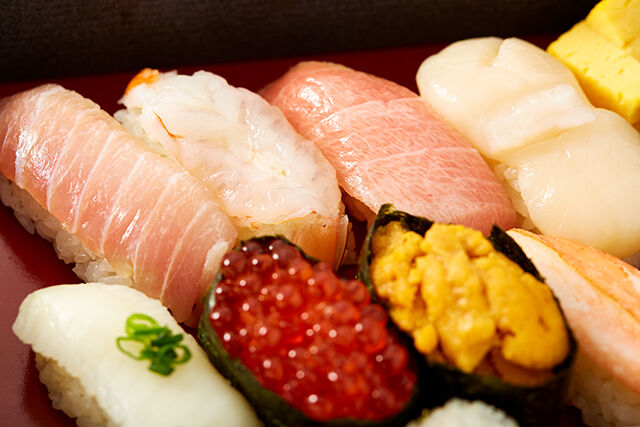 初代伝承 赤酢のシャリ 鮨むらさき（千葉店）-【熨斗対応可】逸品握り