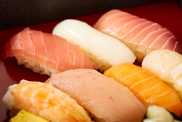 初代伝承 赤酢のシャリ 鮨むらさき（埼玉店）-【熨斗対応可】吟握り