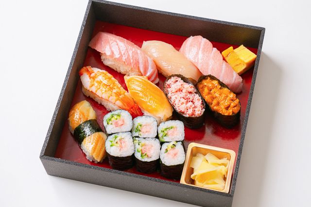 初代伝承 赤酢のシャリ 鮨むらさき（埼玉店）-【熨斗対応可】輝月