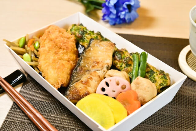 江戸前ちば海苔弁-天然ぶり幽庵焼き江戸前ちば海苔弁