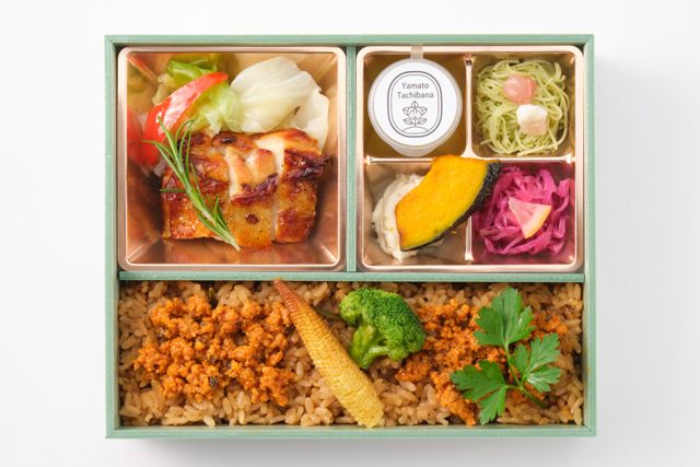 奈良イタリアン Lega'（東京店）-【Wakakusa】チキンロースト ～大和橘のタルタルソース～