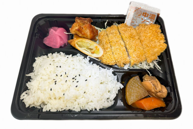 手作り弁当のきのこ-ヒレカツ＆とり大根弁当