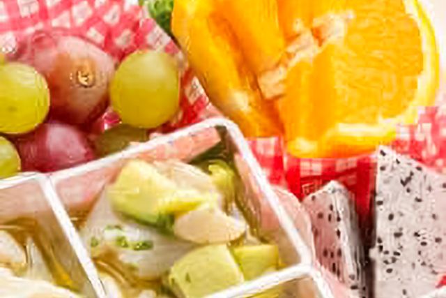 ホタテとアボカドのカクテル＆カットフルーツ