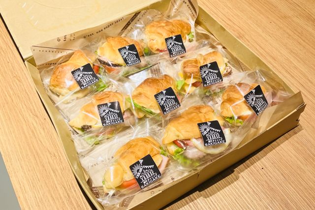 創作ダイニングSAKIGAKE〜オードブル〜-個包装ミニクロワッサンサンド2種盛り