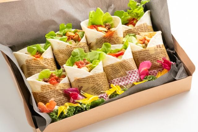 創作ダイニングSAKIGAKE〜オードブル〜-メキシカンブリトー8個