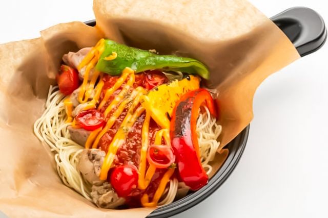 創作ダイニングSAKIGAKE〜オードブル〜-グリルチキンチーズトマトソース〜焼き野菜パスタ添え〜