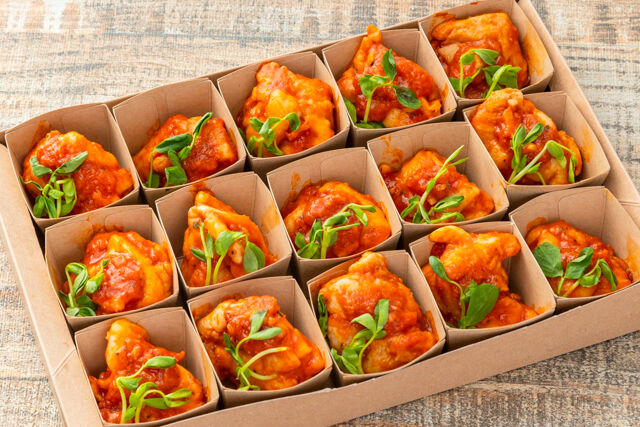 SUSHI＆FINGERFOOD 彩紙箱〜アヤカミバコ〜DELI（東京店）-チキンのトマト煮