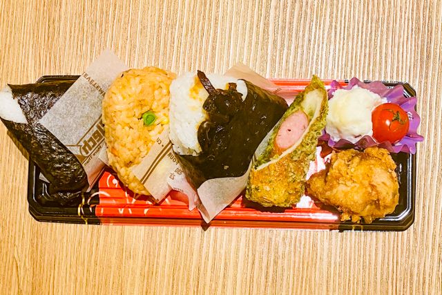 創作ダイニングSAKIGAKE〜会食弁当〜-おにぎり3個弁当『B』