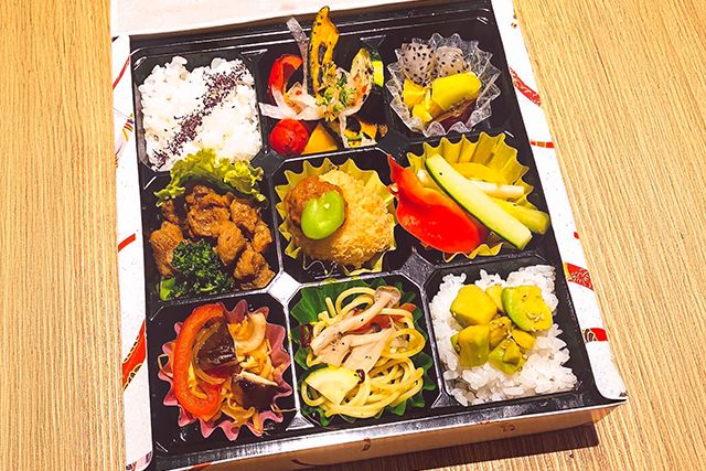 創作ダイニングSAKIGAKE〜会食弁当〜-ヘルシー彩り御膳『ヴィーガン対応』