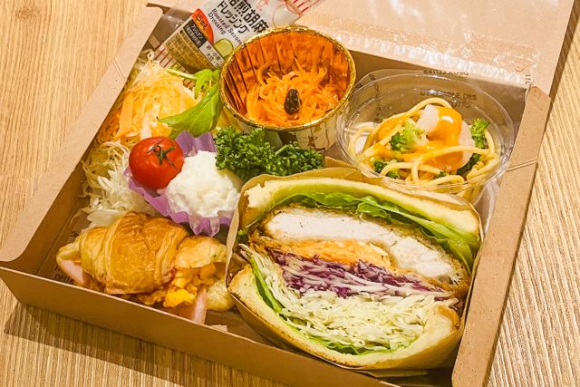 創作ダイニングSAKIGAKE〜会食弁当〜-サンドイッチ個別オードブルBOX