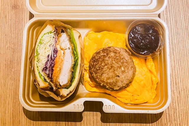 創作ダイニングSAKIGAKE〜会食弁当〜-オムライスサンドイッチ弁当