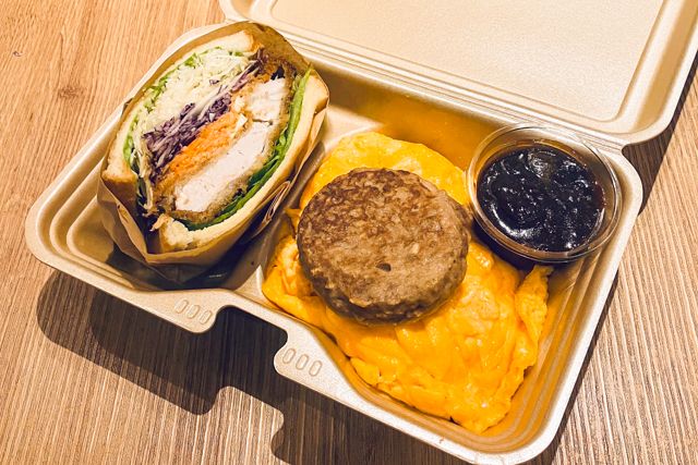 オムライスサンドイッチ弁当