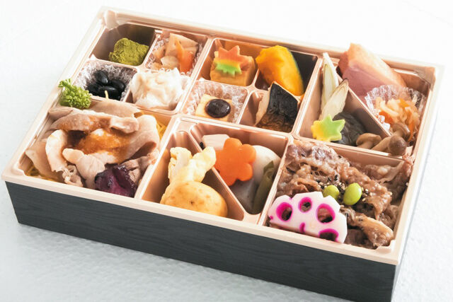 肉懐石 大かわ-牛すき焼きと豚しゃぶ弁当