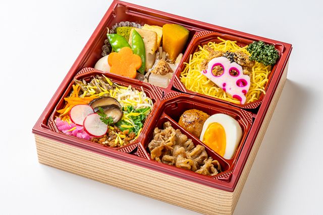 肉懐石 大かわ-特製豚みそごはんと二色そぼろ五菜升めし〜牛すき焼き〜