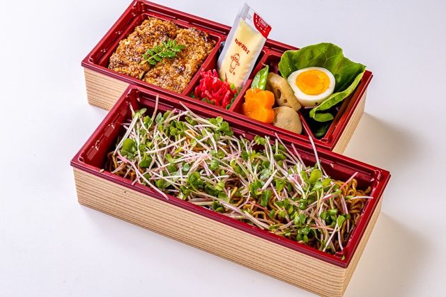 肉懐石 大かわ-さくら娘のいちじく焼きそば 彩り二段重
