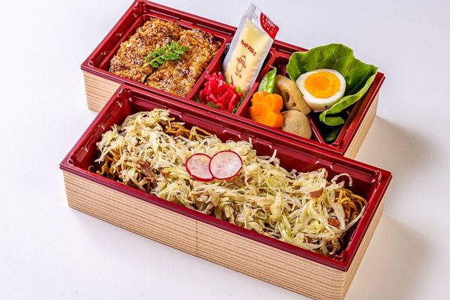 肉懐石 大かわ-キャベツ畑のいちじく焼きそば 彩り二段重
