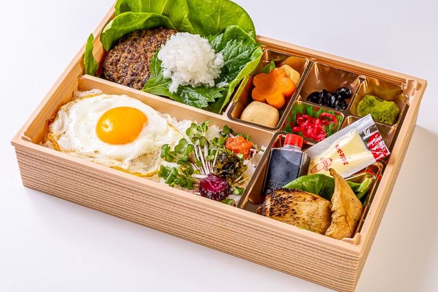 肉懐石 大かわ-和風おろし日の出ハンバーグとスパイシーチキン御膳