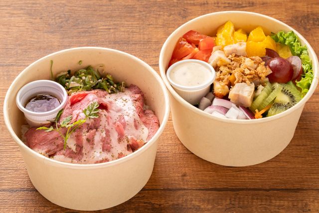 阿波牛ステーキAWAWA-【1／2日の野菜が取れる】フルーツサラダ＆ローストビーフ弁当