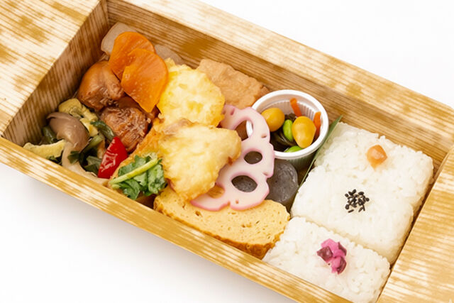 折詰割烹 最魚-ふっくら鯛の黄金（こがね）天ぷら御膳