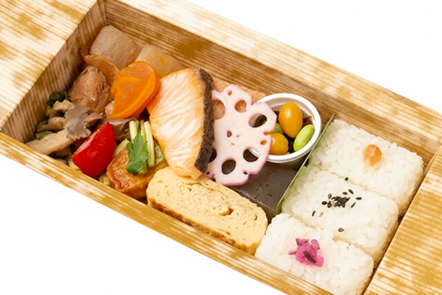 折詰割烹 最魚-熟成塩麹仕立て 鮭の旨味焼きと彩り御膳