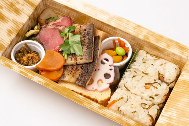 折詰割烹 最魚-口どけ煮穴子と旨味したたるローストビーフ御膳