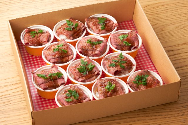 TSUMAMICCO（東京店）-ローストビーフ丼～シャリアピンソース仕立て～