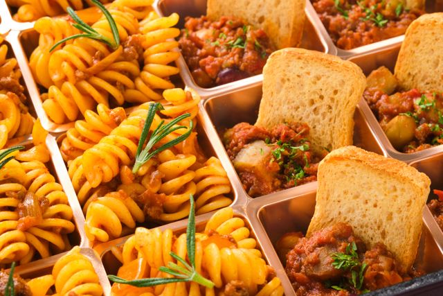 五種豆のチリコンカルネ＆和風ラグーパスタ