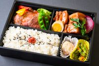 まるよし商店-お肉弁当（梅）