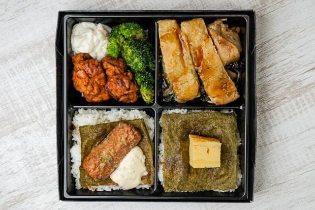 肉のしみず／肉が美味しい丼とお弁当 早朝深夜対応可能-【肉×肉の海苔弁】甘辛照り焼きチキン・唐揚げ