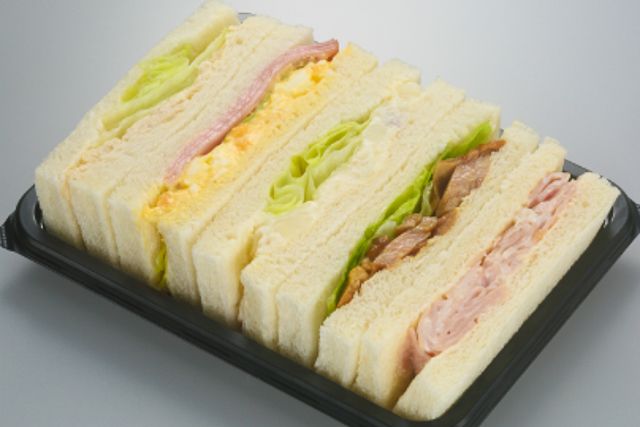 JR東海リテイリング・プラス（東京店）-プレミアムミックスサンド