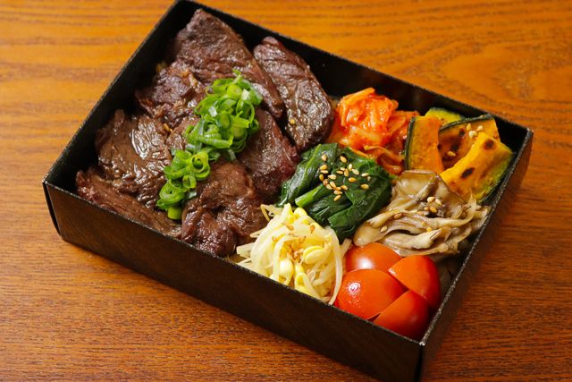 一塊之肉（栃木店）-牛ハラミ焼肉飯
