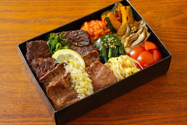 一塊之肉（栃木店）-2種盛り焼肉飯