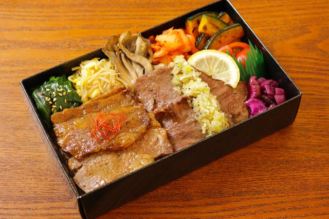 一塊之肉（栃木店）-【ダブル盛り】牛カルビ＆塩ダレ牛タン飯